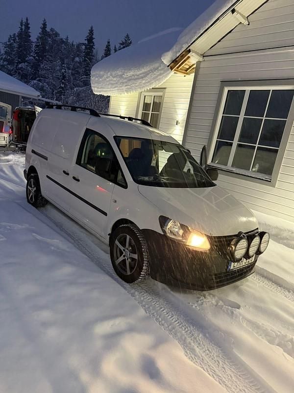 Begagnad VW Caddy Maxi 140 HK (102 kW) 2014 Minibuss