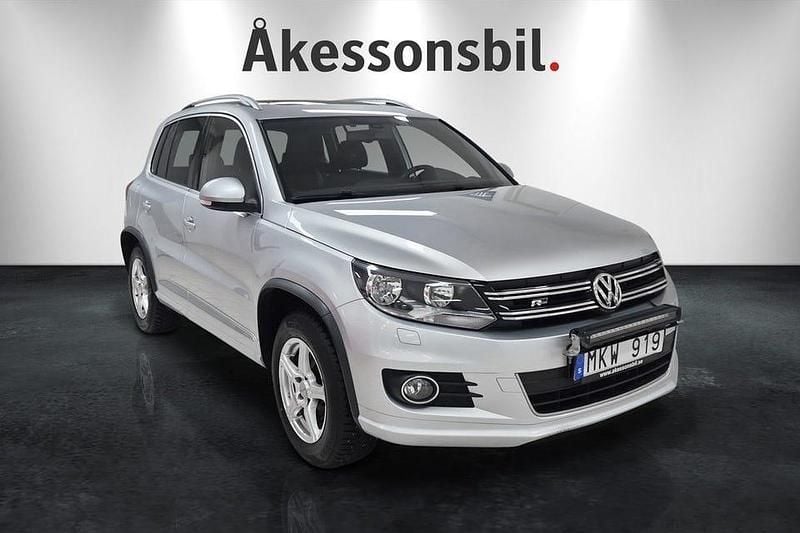 Silver Begagnad 2013 VW Tiguan R-line SUV | 134 900 kr (Dyr) - Bild 1/4