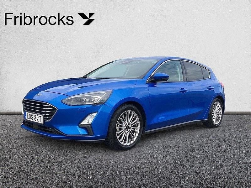 Blå Begagnad 2019 Ford Focus Halvkombi | 169 900 kr (Marknadspris) - Bild 1/4