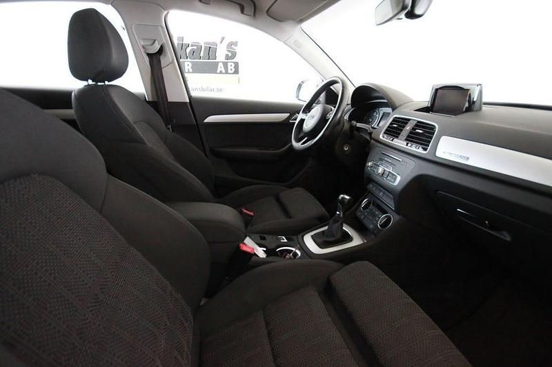 Begagnad Audi Q3 150 HK (110 kW) 2017 Grå SUV