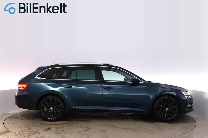Begagnad Skoda Superb Business Line 218 HK (160 kW) 2021 Blå Kombi