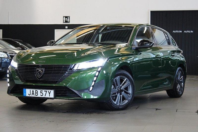 Grön Begagnad 2022 Peugeot 308 Halvkombi | 189 900 kr (Marknadspris) - Bild 1/4
