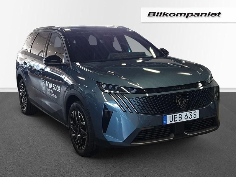 Blå Begagnad 2024 Peugeot 5008 GT Minibuss | 399 500 kr (Bra pris) - Bild 1/4