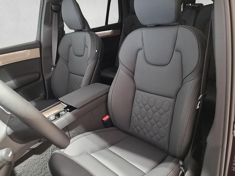 Ny Volvo XC90 2025 Röd SUV