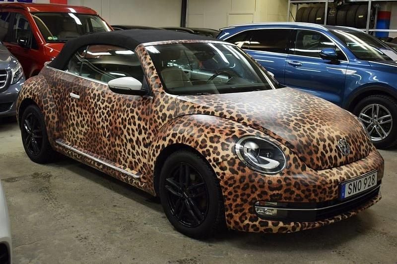 Begagnad VW Beetle Cabriolet Sport 105 HK (77 kW) 2014 Vit Cab