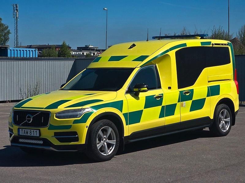Flerfärgad Begagnad 2018 Volvo XC90 SUV | 189 999 kr (Lite dyr) - Bild 1/4