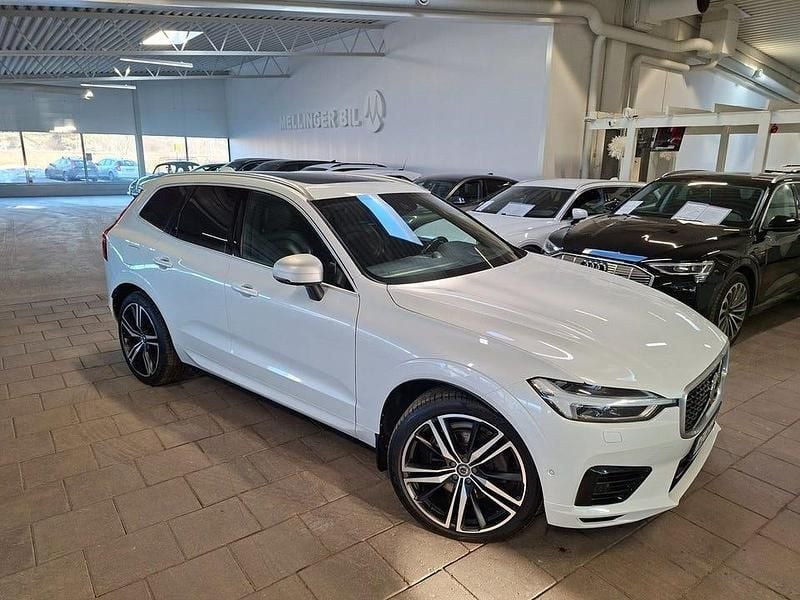 Begagnad Volvo XC60 R-Design 408 HK (300 kW) 2018 Crystal vit metallic SUV
