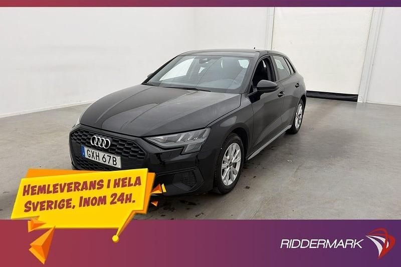 Svart Begagnad 2022 Audi A3 Halvkombi | 248 900 kr (Marknadspris) - Bild 1/3