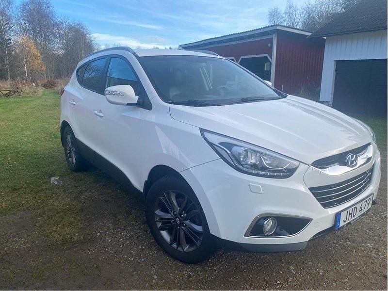 Vit Begagnad 2014 Hyundai ix35 Premium SUV | 85 000 kr (Marknadspris) - Bild 1/4