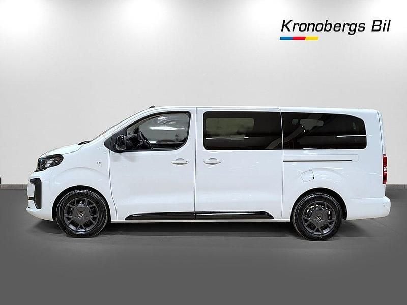 Ny Opel Zafira 180 HK (132 kW) 2025 Vit Minibuss