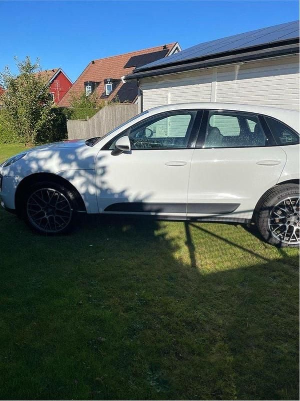 Begagnad Porsche Macan 252 HK (185 kW) 2018 Vit SUV
