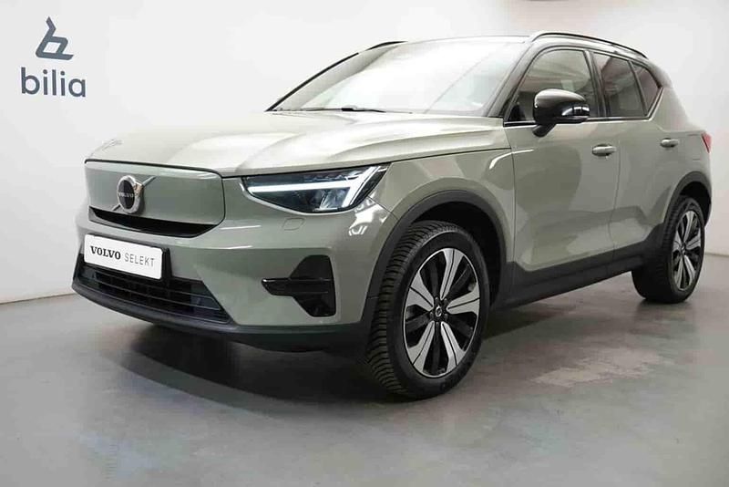 Grön Begagnad 2023 Volvo XC40 Single Motor SUV | 344 900 kr - Bild 1/1