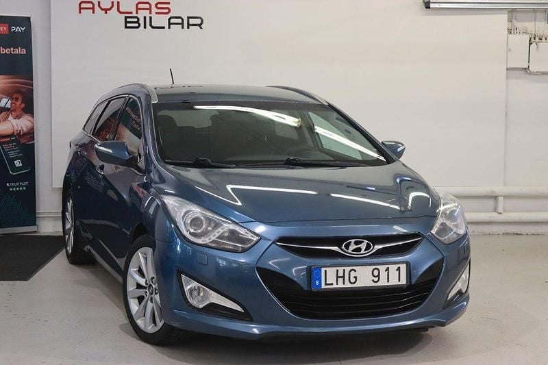 Blå Begagnad 2013 Hyundai i40 Kombi | 74 900 kr (Marknadspris) - Bild 1/4