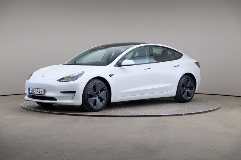 Vit Begagnad 2023 Tesla Model 3 Long Range Sedan | 369 000 kr (Lite dyr) - Bild 1/4