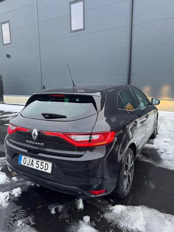 Begagnad Renault Mégane IV 140 HK (102 kW) 2019