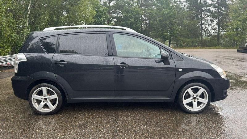 Svart Begagnad 2008 Toyota Corolla Verso Minibuss | 35 000 kr (Bra pris) - Bild 1/4