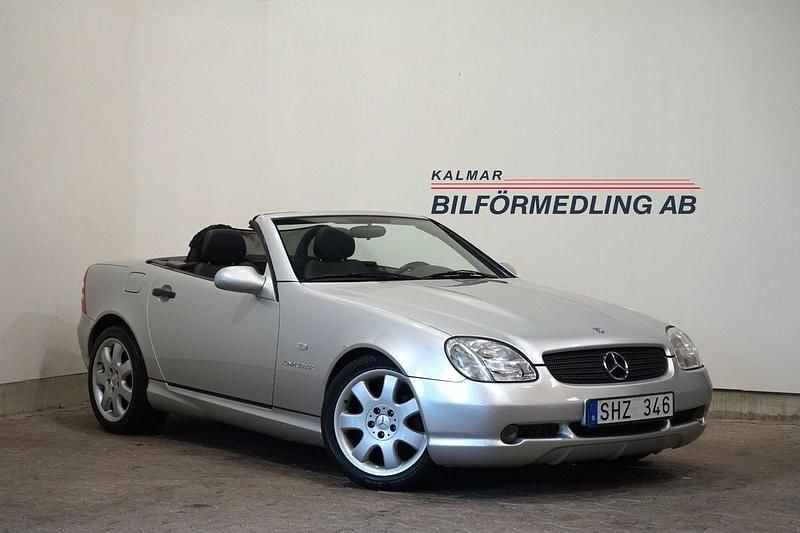 Silver Begagnad 2000 Mercedes SLK230 Cab | 89 900 kr (Marknadspris) - Bild 1/4