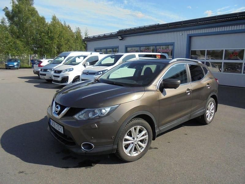 Begagnad Nissan Qashqai 116 HK (85 kW) 2014 Brun SUV