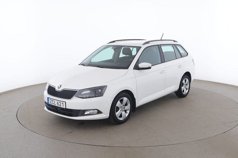 Vit Begagnad 2017 Skoda Fabia Kombi | 105 000 kr (Marknadspris) - Bild 1/4
