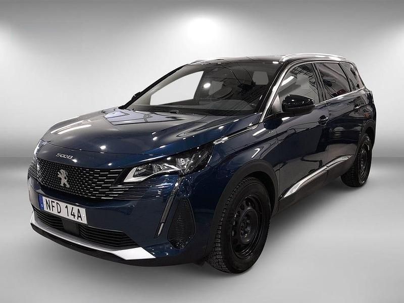 Begagnad Peugeot 5008 Allure 131 HK (96 kW) 2024 Blå SUV