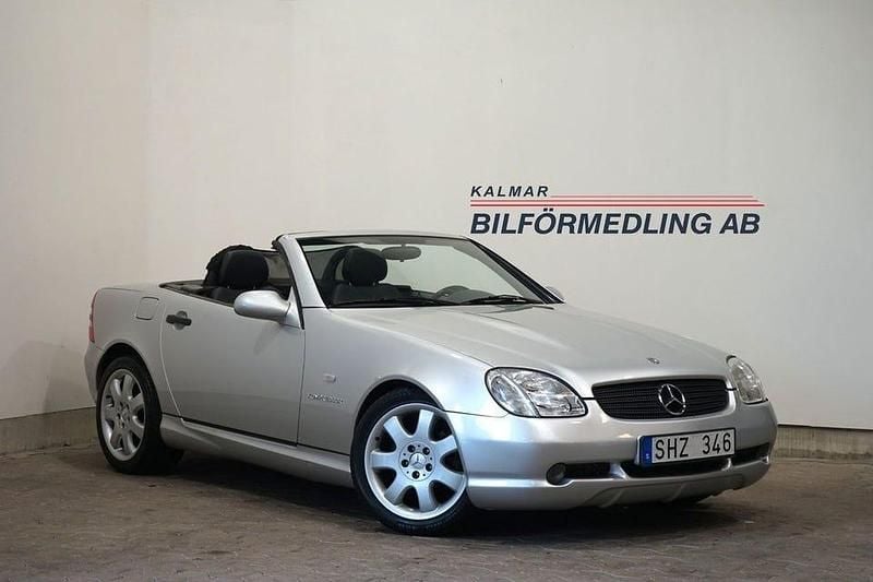 Silver Begagnad 2000 Mercedes SLK230 Cab | 89 900 kr - Bild 1/4