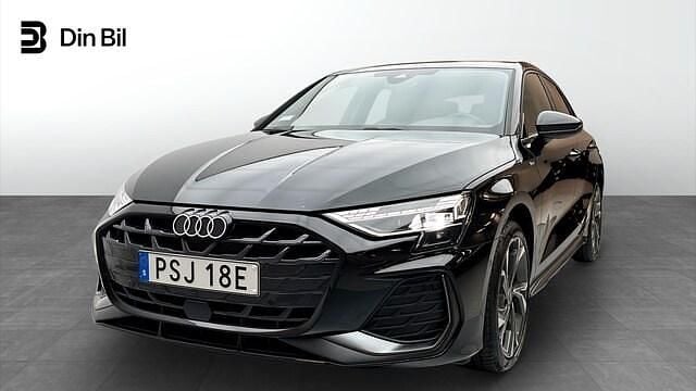 Mytsvart metallic Begagnad 2025 Audi A3 S-Line | 339 000 kr (Dyr) - Bild 1/4