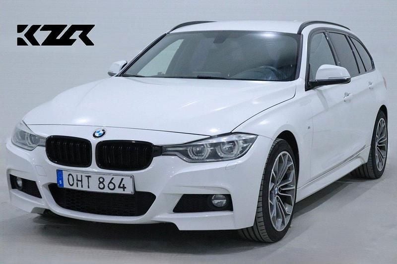 Vit Begagnad 2016 BMW 320 M Sport Kombi | 189 900 kr (Marknadspris) - Bild 1/4