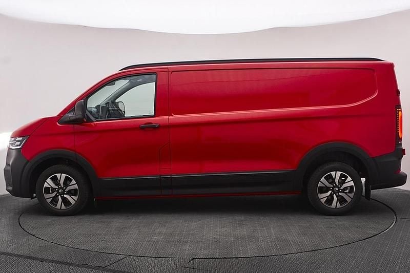 Röd Ny 2025 VW Transporter Van | 734 500 kr (Lite dyr) - Bild 1/4