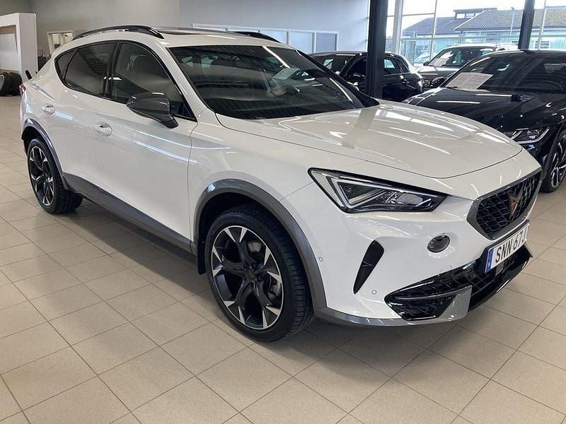 Vit (candy white) Begagnad 2022 Cupra Formentor SUV | 254 900 kr (Bra pris) - Bild 1/4