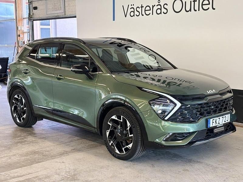 Grön Begagnad 2023 Kia Sportage 2 SUV | 389 900 kr (Marknadspris) - Bild 1/3
