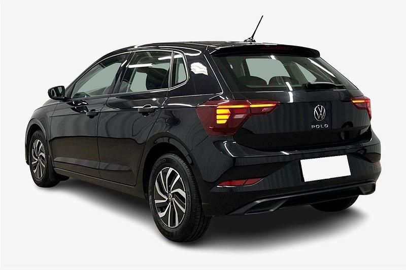 Begagnad VW Polo Business 95 HK (69 kW) 2023 Svart Halvkombi