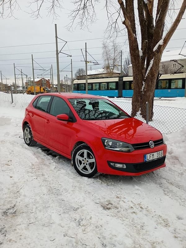 Begagnad 2011 VW Polo Halvkombi | 53 000 kr (Marknadspris) - Bild 1/4