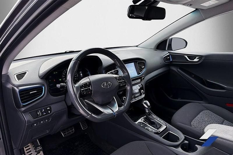 Begagnad Hyundai Ioniq Edition 105 HK (77 kW) 2018 Grå Halvkombi