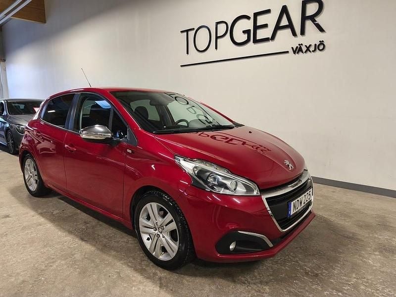 Röd Begagnad 2016 Peugeot 208 Halvkombi | 62 500 kr (Marknadspris) - Bild 1/4