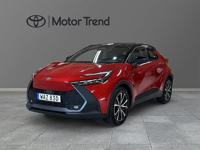 Röd Begagnad 2024 Toyota C-HR Style SUV | 349 000 kr - Bild 1/4