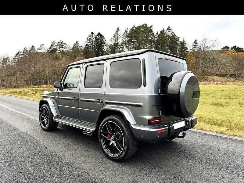 Begagnad Mercedes G63 AMG AMG 585 HK (430 kW) 2024 Mörk grå selenitgrå metallic SUV