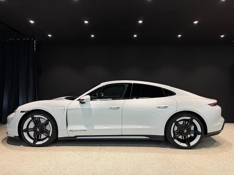 Begagnad Porsche Taycan Turbo 459 kW (625 HK) 2020 Sedan
