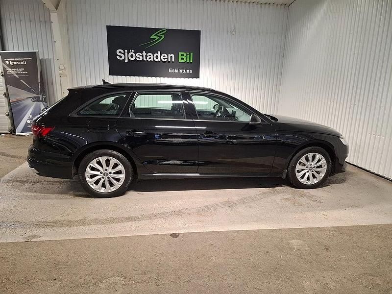 Begagnad Audi A4 Proline 190 HK (139 kW) 2020 Svart Kombi