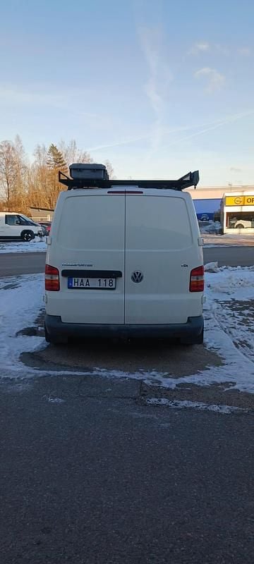 Begagnad VW T5 131 HK (96 kW) 2008 Van