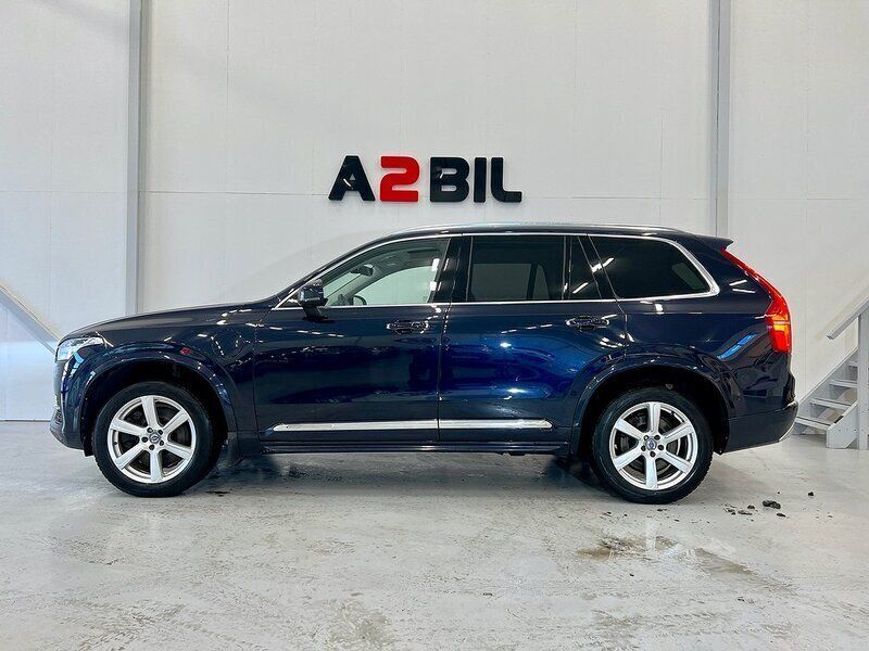 Begagnad Volvo XC90 Inscription 407 HK (299 kW) 2015 Mörkblå SUV