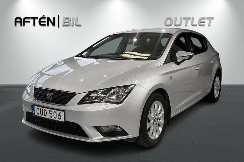 Silver Begagnad 2013 Seat Leon Style Halvkombi | 119 800 kr (Lite dyr) - Bild 1/3
