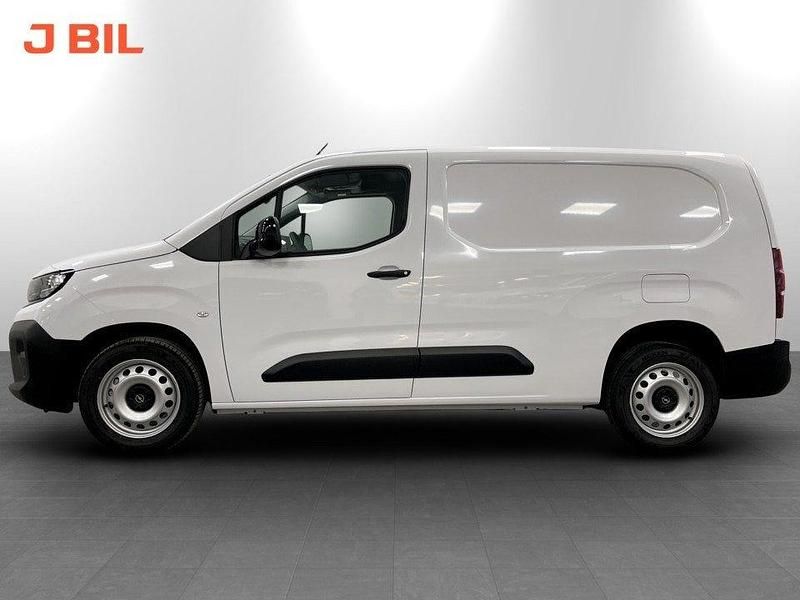 Ny Opel Combo 130 HK (95 kW) 2025 Vit kaolin Minibuss