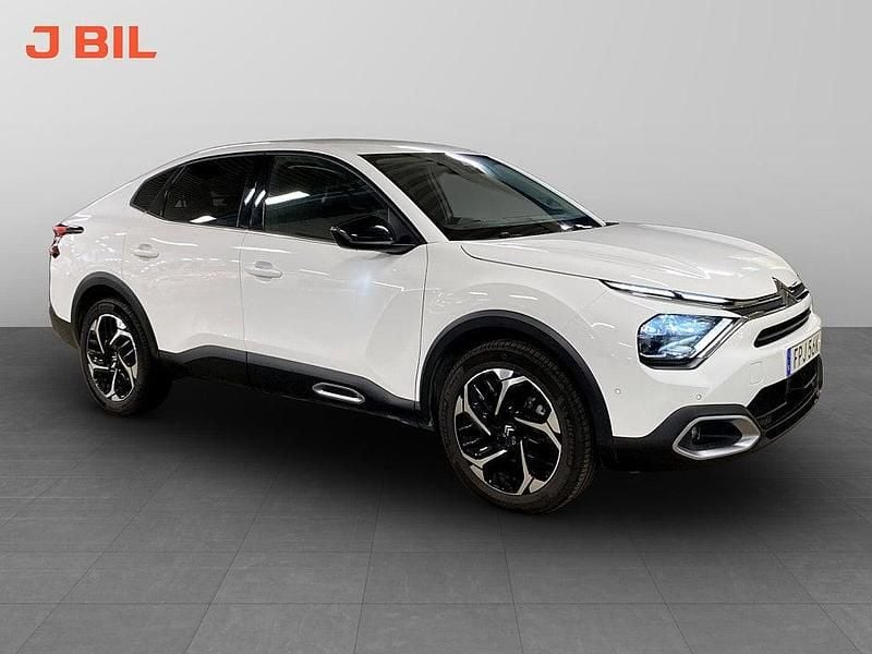 Vit Begagnad 2023 Citroën C4 X Shine SUV | 234 900 kr (Bra pris) - Bild 1/4