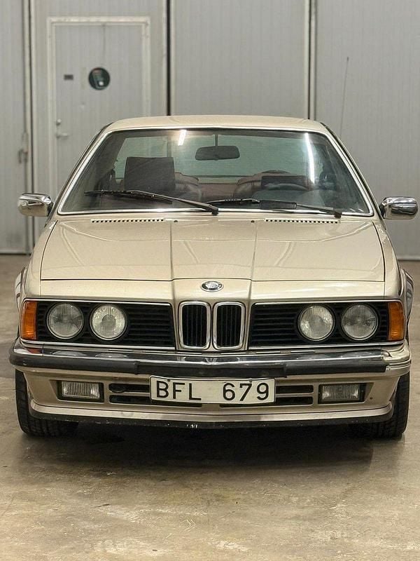 Silver Begagnad 1984 BMW 635 Sportkupé | 199 500 kr - Bild 1/4
