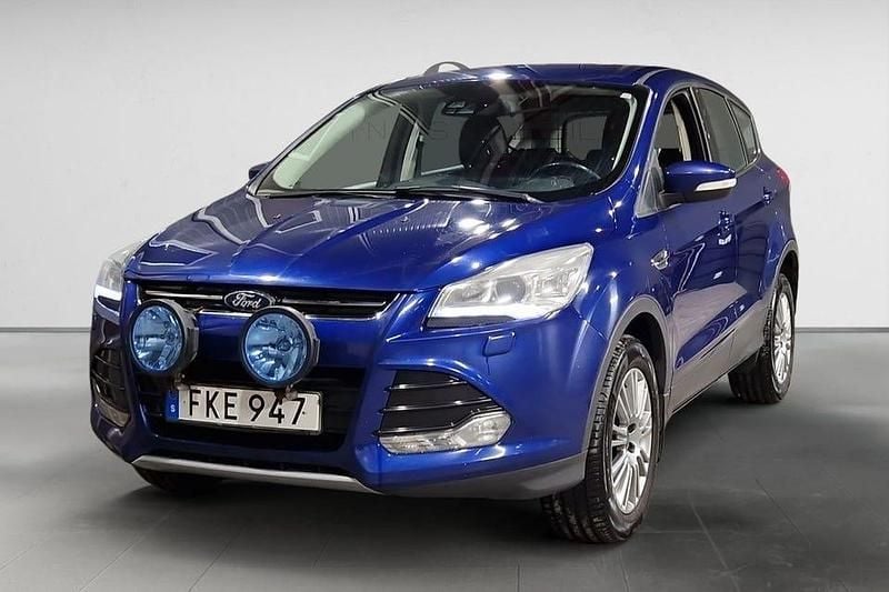 Blå Begagnad 2014 Ford Kuga Titanium SUV | 74 900 kr (Superpris) - Bild 1/3