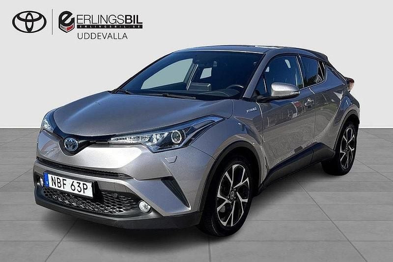 Mörkgrå Begagnad 2019 Toyota C-HR Edition SUV | 229 900 kr (Marknadspris) - Bild 1/3