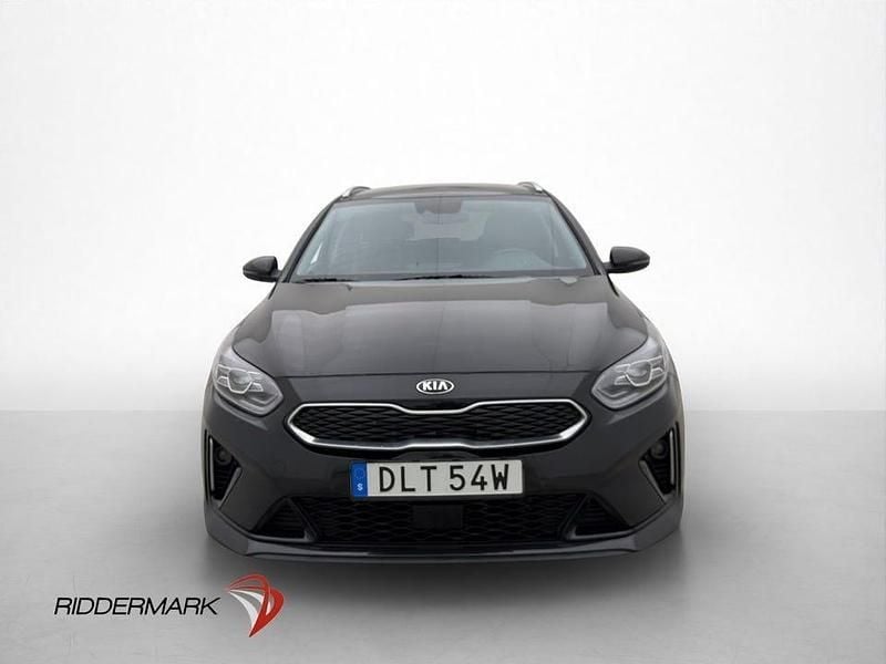 Begagnad Kia Ceed Advance 141 HK (103 kW) 2021 Svart Halvkombi