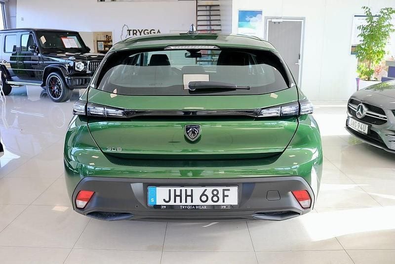 Begagnad Peugeot 308 131 HK (96 kW) 2022 Grön Halvkombi