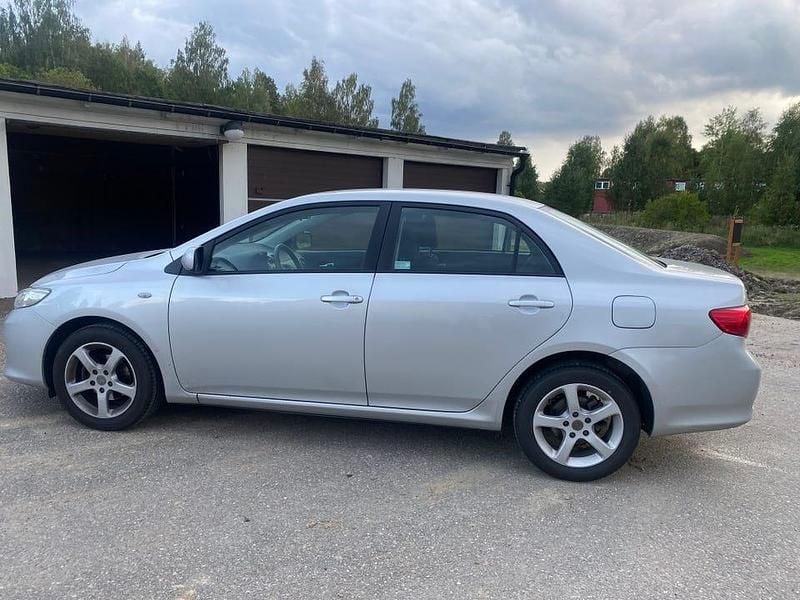 Begagnad 2008 Toyota Corolla Sedan | 70 000 kr (Bra pris) - Bild 1/4