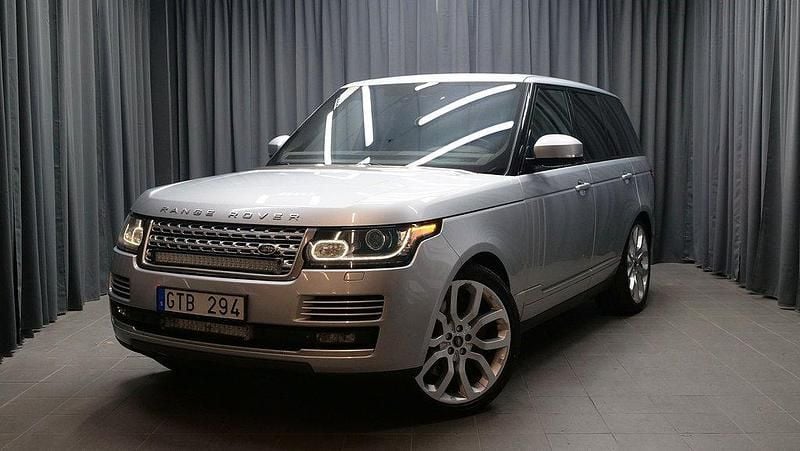 Grå Begagnad 2013 Land Rover Range Rover SUV | 299 000 kr (Marknadspris) - Bild 1/4